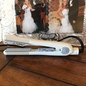 Friction Free hair straightener